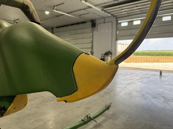 Image of John Deere 635FD equipment image 3