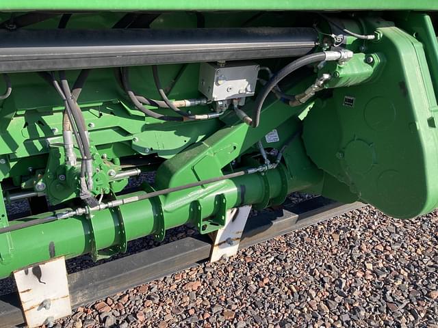 Image of John Deere 635FD equipment image 4
