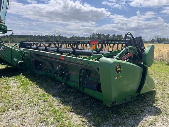 Image of John Deere 635FD equipment image 1
