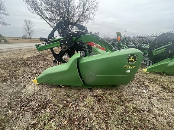 Image of John Deere 640FD equipment image 2