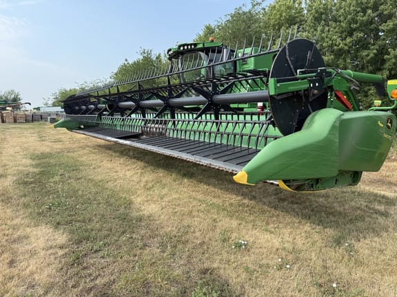 2017 John Deere 640FD Equipment Image0