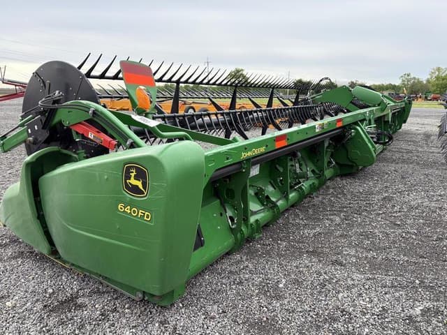 Image of John Deere 640FD equipment image 2