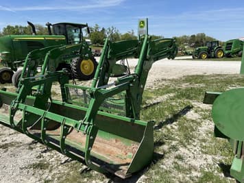 Main image John Deere 640R