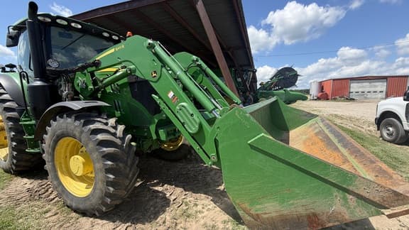 Image of John Deere 640R equipment image 2