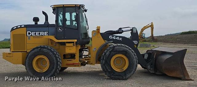 Image of John Deere 644K equipment image 3