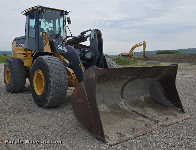Image of John Deere 644K equipment image 2
