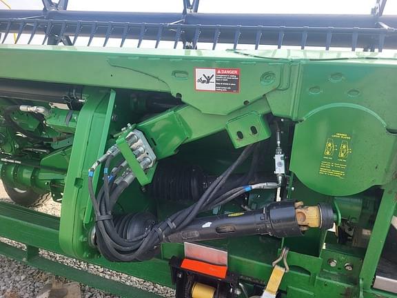 Image of John Deere 635FD equipment image 3