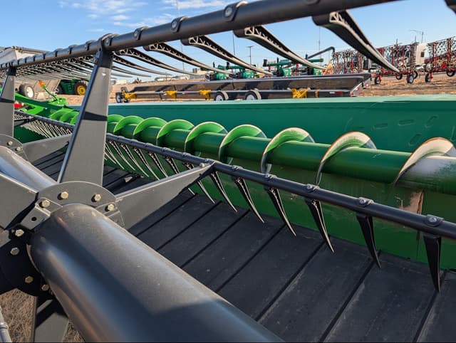 Image of John Deere 645FD equipment image 3