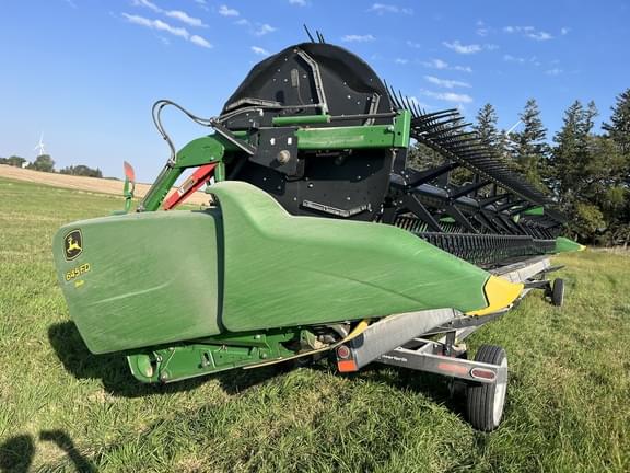 Image of John Deere 645FD equipment image 2
