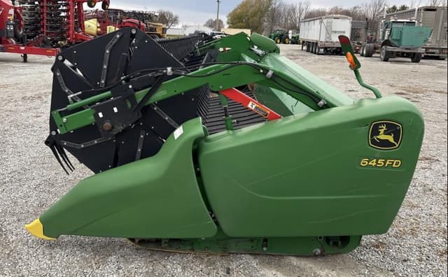 Image of John Deere 645FD equipment image 4