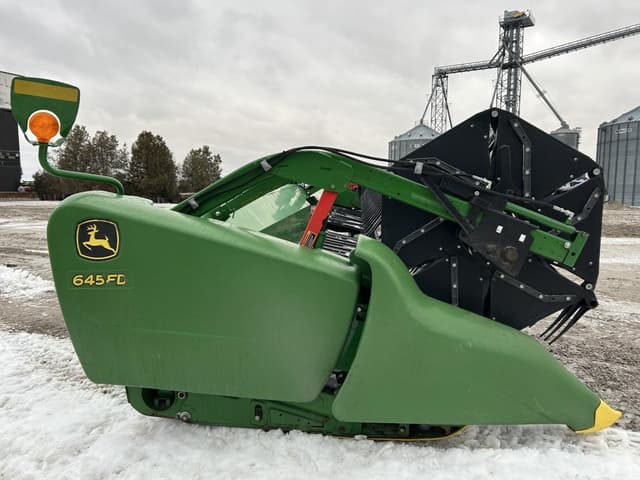 Image of John Deere 645FD equipment image 3