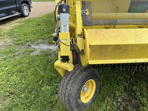 Image of John Deere 649 equipment image 2