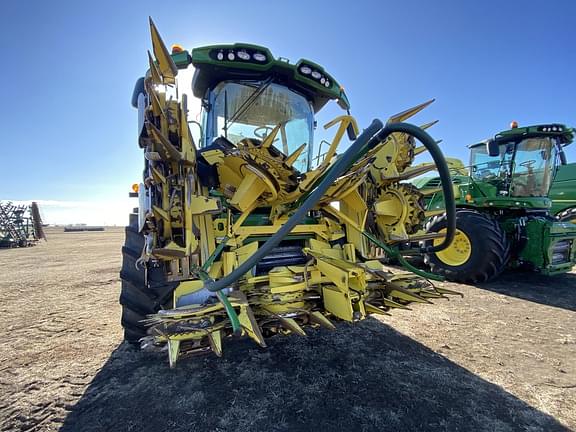 Image of John Deere 690 equipment image 1