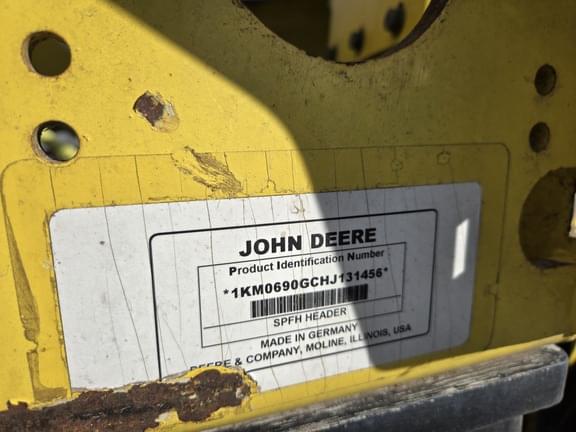 Image of John Deere 690 equipment image 4