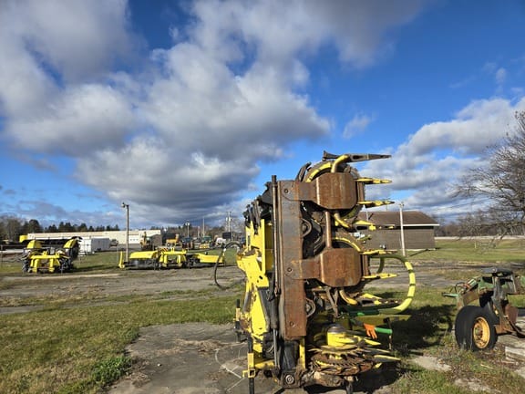 2017 John Deere 690 Equipment Image0