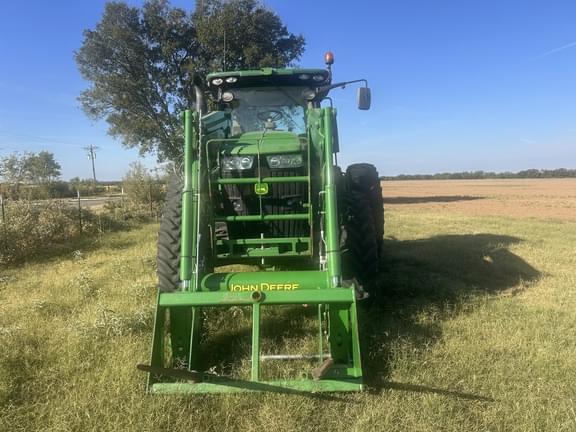 Image of John Deere 7210R equipment image 3