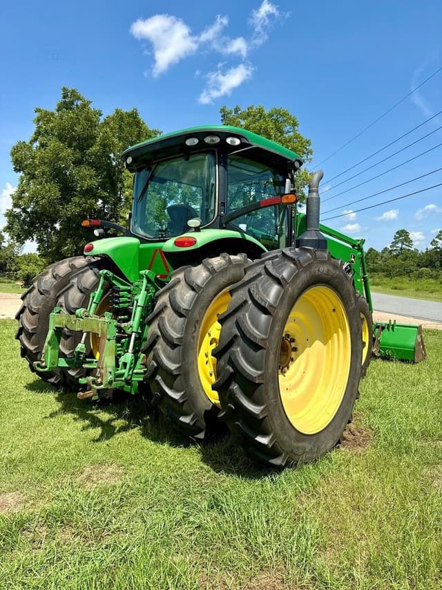 Image of John Deere 7210R equipment image 3