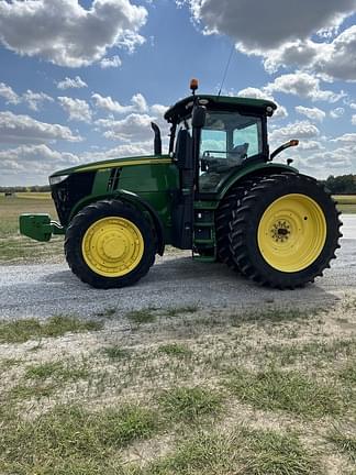 Image of John Deere 7210R equipment image 4