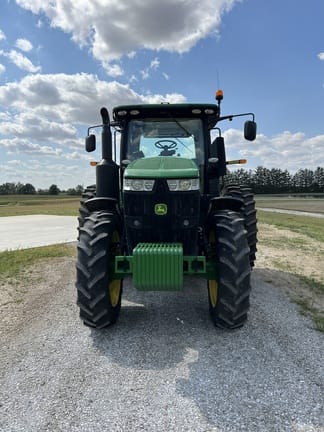 2017 John Deere 7210R Equipment Image0