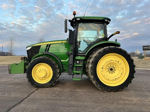 Image of John Deere 7210R Primary image