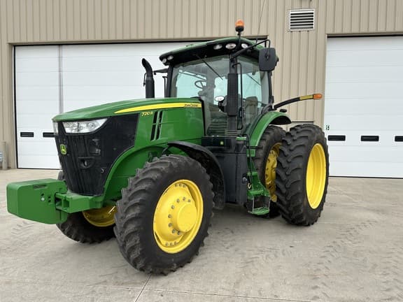 Image of John Deere 7210R equipment image 1