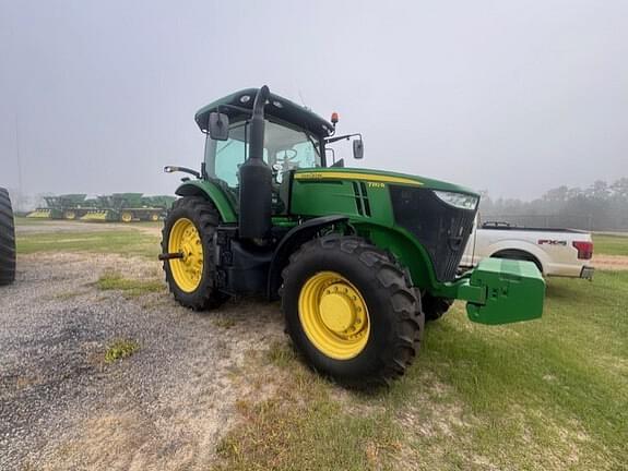 Image of John Deere 7210R equipment image 1