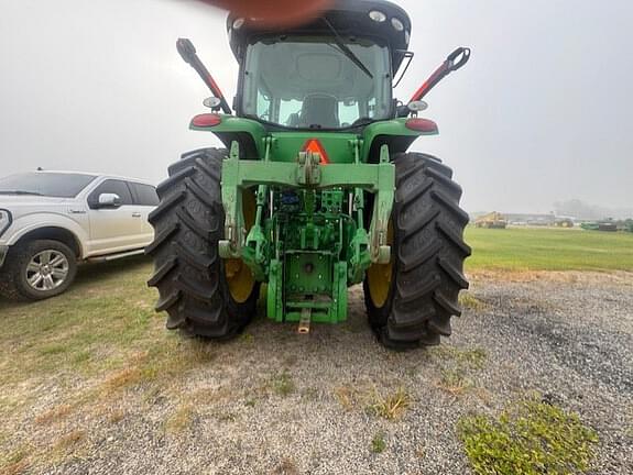 Image of John Deere 7210R equipment image 2