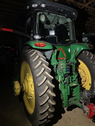 Image of John Deere 7230R equipment image 2