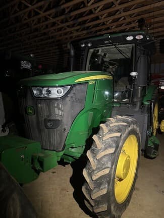 Image of John Deere 7230R equipment image 3