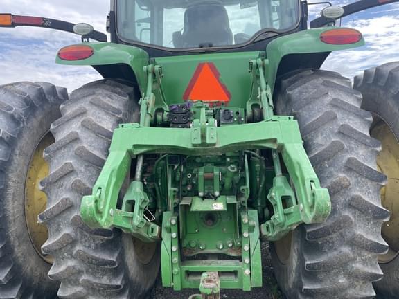 Image of John Deere 7230R equipment image 4