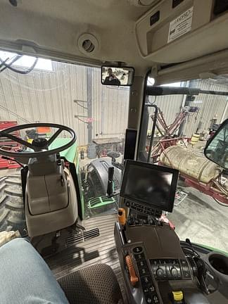 Image of John Deere 7230R equipment image 4