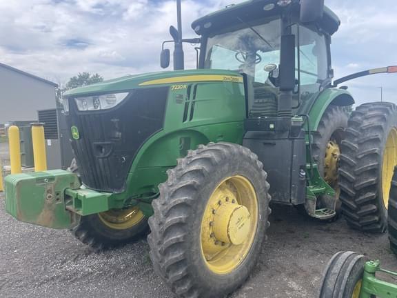 Image of John Deere 7230R equipment image 1