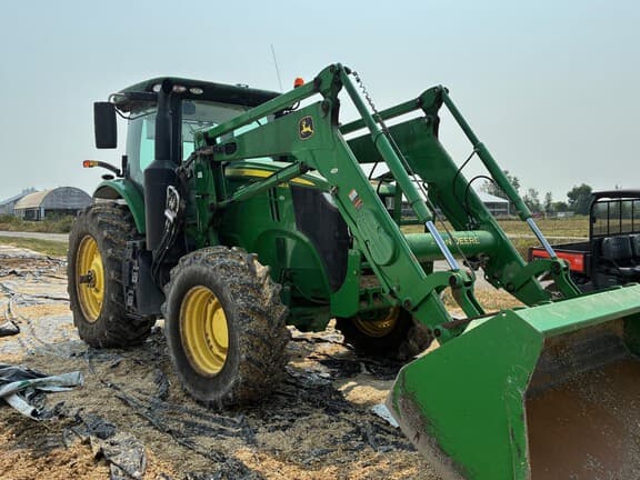Image of John Deere 7230R equipment image 1