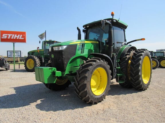 Main image John Deere 7230R