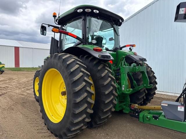 Image of John Deere 7230R equipment image 3