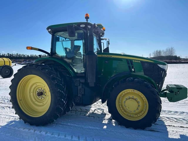 Image of John Deere 7250R equipment image 4