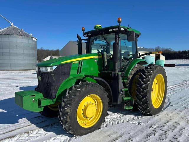 Image of John Deere 7250R equipment image 1