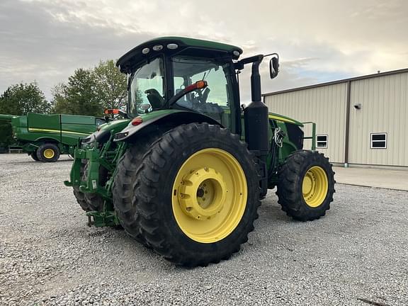 Image of John Deere 7250R equipment image 4