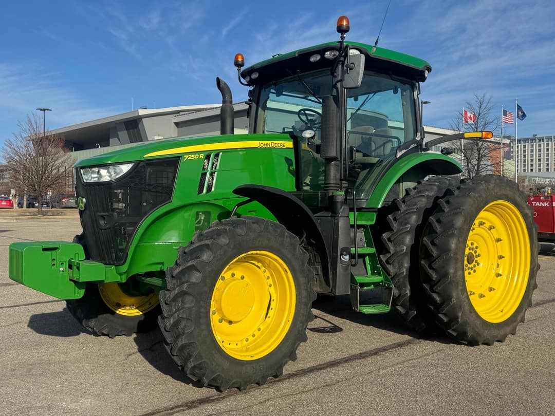 Image of John Deere 7250R Primary image