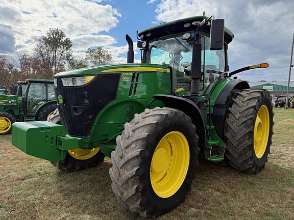 Image of John Deere 7290R equipment image 1