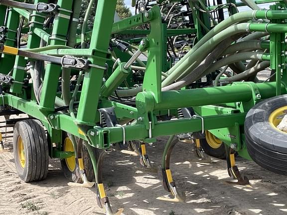 Image of John Deere 730 equipment image 3