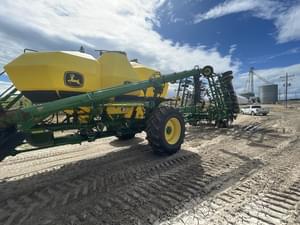 2017 John Deere 730 Image