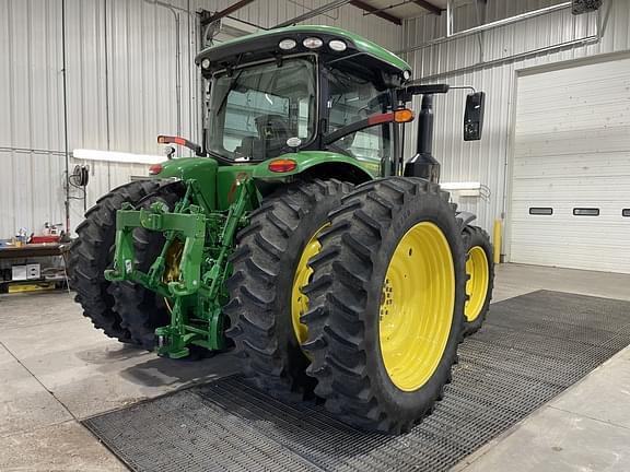 Image of John Deere 7310R equipment image 4