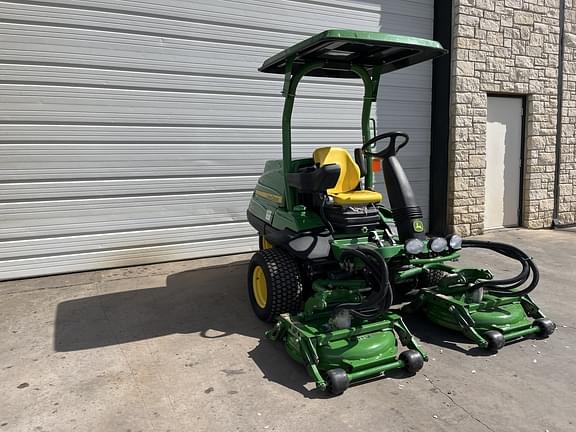 Image of John Deere 7400A equipment image 2