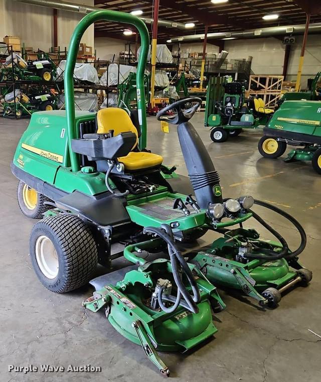 Image of John Deere 7400A equipment image 2