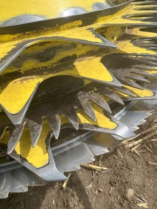 Image of John Deere 770 equipment image 4