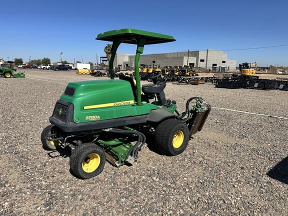 Image of John Deere 7700A equipment image 4