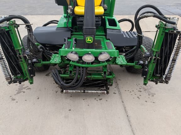 Image of John Deere 7700A equipment image 4