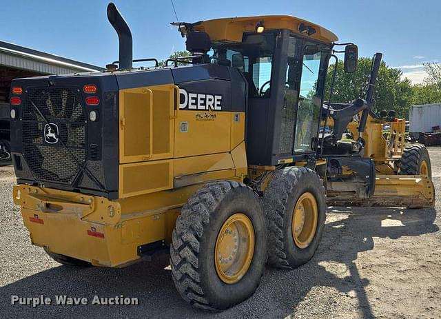 Image of John Deere 770G equipment image 4