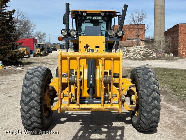 Image of John Deere 770G equipment image 1